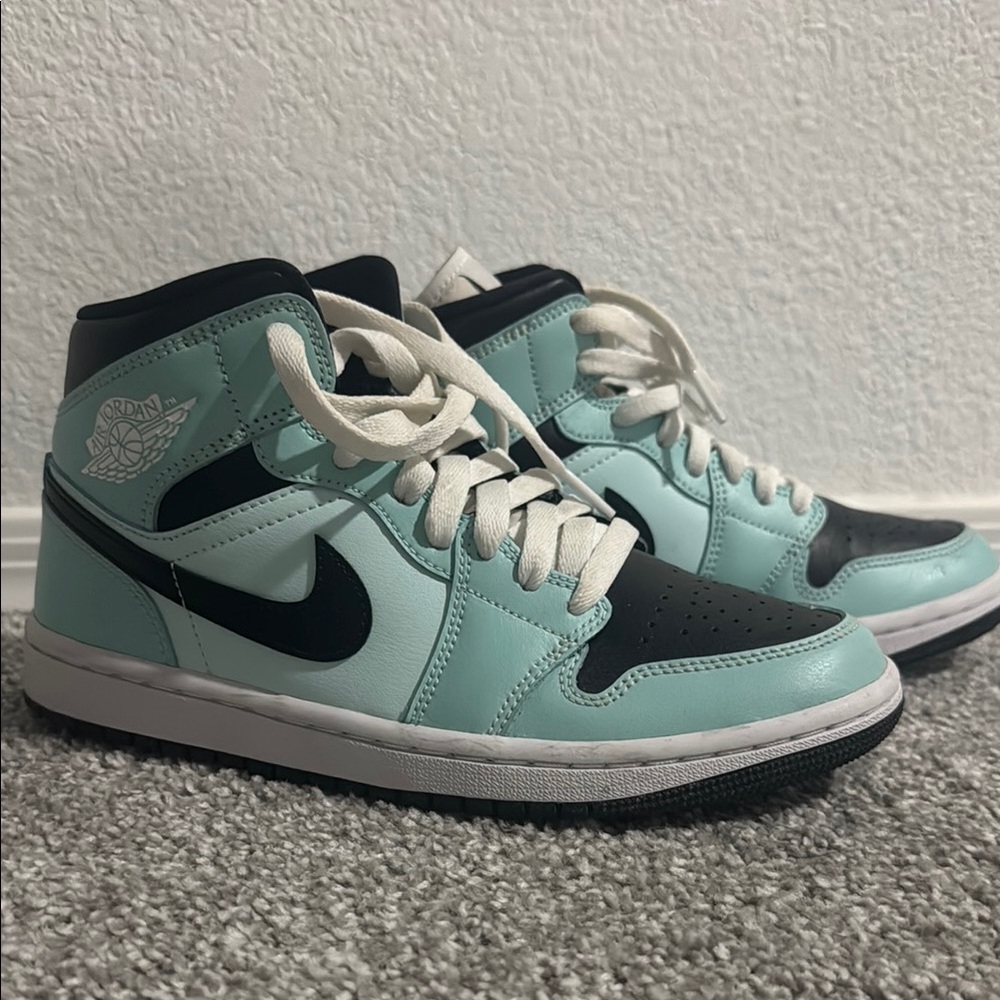 Nike Air Jordan Mid in Light Blue and Black